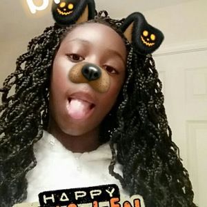 Meet your Posher, Kamiah